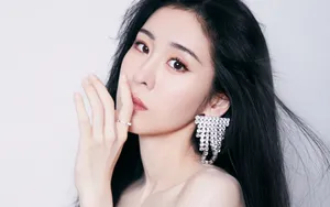 张碧晨抹胸亮片长裙壁纸_10