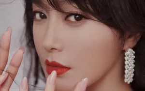 秦岚性感迷人图片_7