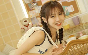 青春可爱性感美女图片_7