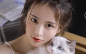 甜美吊带美女图片_9
