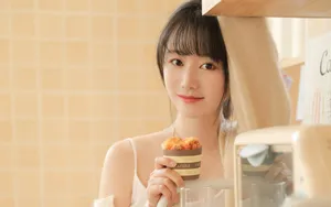 零食美女图片_8