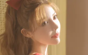 妩媚红裙美女图片_9