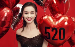 王子文一字肩性感写真壁纸