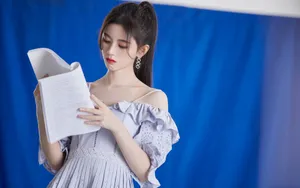 鞠婧祎吊带裙性感图片_3