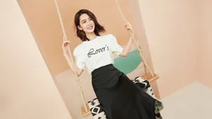 李沁清新少女风壁纸_2