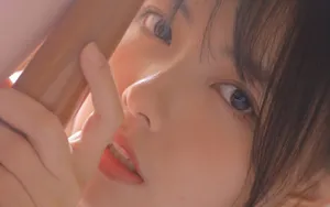 甜美黄色调美女图片_2