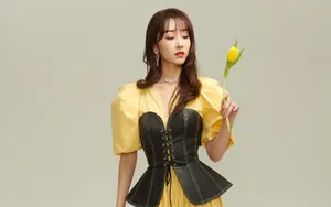 宣璐黄色裙子图片壁纸_4