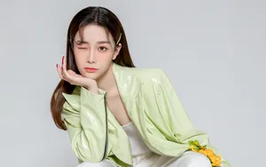 清新个性美女壁纸_4