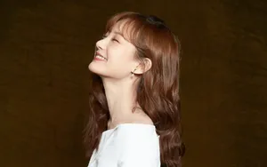 李一桐桌面壁纸_4