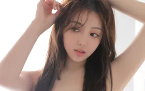 水嫩吊带裙美女图片_9