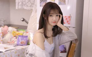 清纯吊带美女图片_5