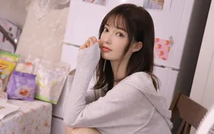 清纯吊带美女图片_9