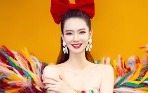 戚薇流苏裙性感写真图片_3