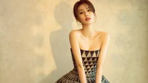 白鹿性感优雅迷人图片