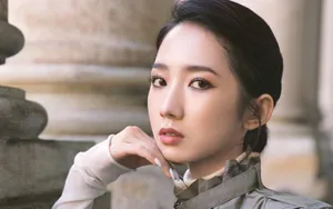 孟美岐时尚街拍图片壁纸_7