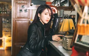 孟美岐时尚街拍图片壁纸_9