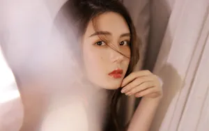 性感美女红裙图片_4