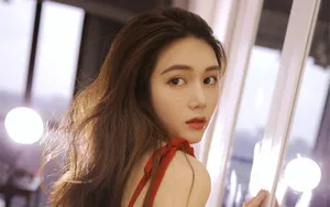 性感美女红裙图片_9