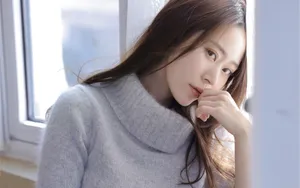 清新自然长发美女图片_5
