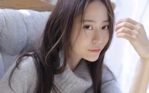 清新自然长发美女图片_9