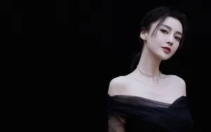 angelababy露肩薄纱裙性感图片_2