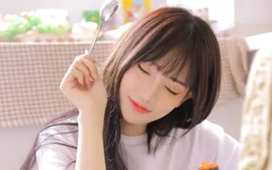 清新长发美女壁纸_7