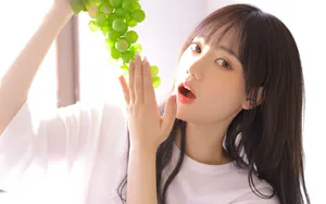 清新长发美女壁纸_8