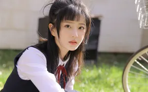 制服美女学生图片_9