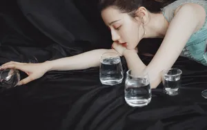 迪丽热巴性感写真壁纸_5