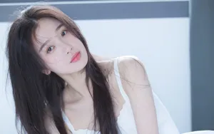 虞书欣甜美图片_4