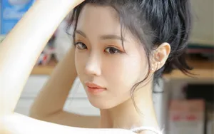 水嫩清纯少女性感图片_3