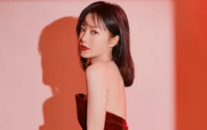 秦岚美艳性感写真壁纸_2
