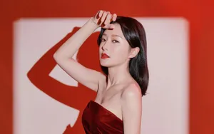秦岚美艳性感写真壁纸_3
