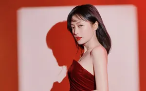 秦岚美艳性感写真壁纸_5