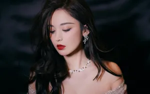古力娜扎妩媚动人图片_3