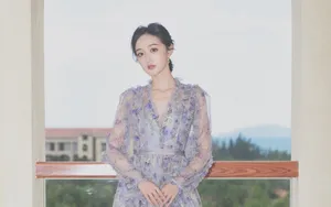 何泓姗清新风格壁纸_9