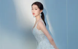 关晓彤性感迷人壁纸_2