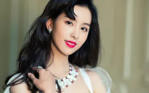 陈都灵优雅白裙性感壁纸_9
