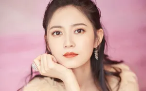 陈钰琪黄色连衣裙写真图片_8