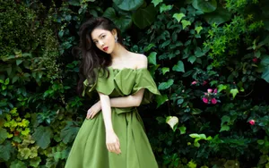 宋妍霏性感抹茶裙图片