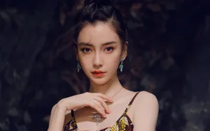 angelababy性感吊带裙壁纸_4