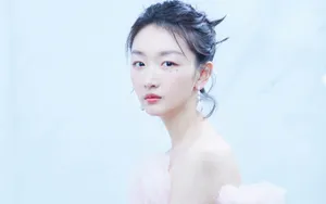周冬雨粉色纱裙甜美壁纸_6