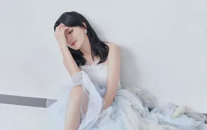 秦岚水嫩性感写真壁纸_6