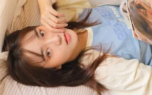 清甜美女壁纸图片第1张