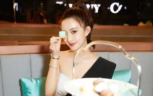 孟子义仙气性感壁纸_2
