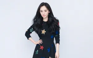 杨幂白皙水嫩写真壁纸_8