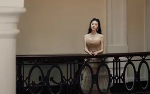 景甜性感肉色裙壁纸_8