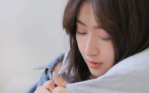 白嫩美女图片_5