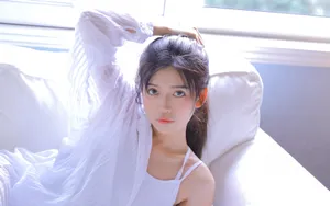 丸子头美女图片壁纸_9