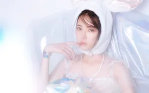 性感蕾丝裙美女壁纸_6